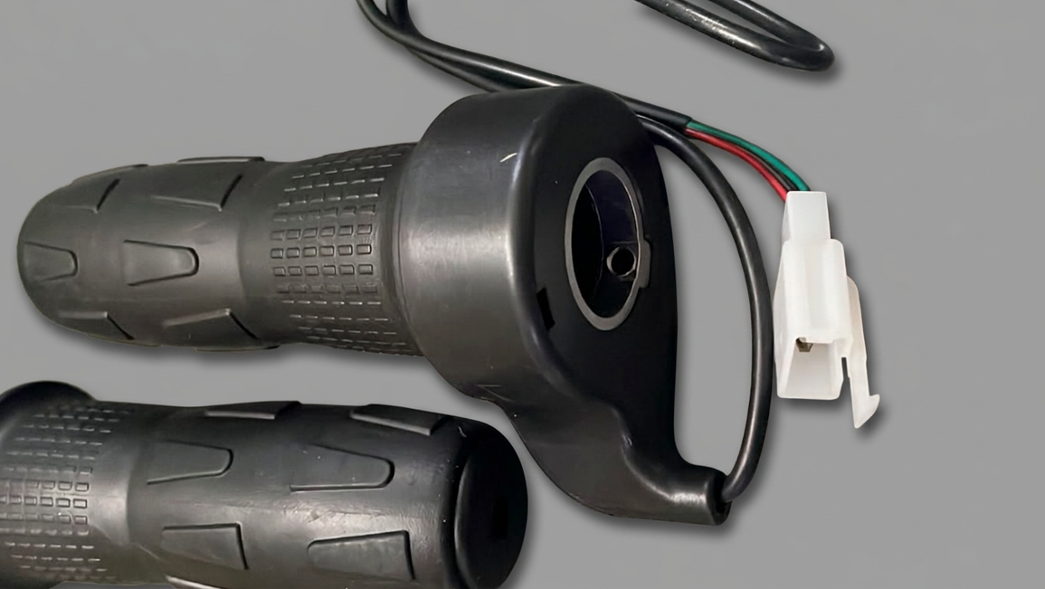 Throttle for Electric Scooters (single speed) | Compatible to Hero Optima